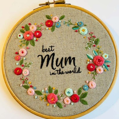 Personalized Best Mom in the World Floral Embroidery Hoop Art Mother's Day Gift For Mom